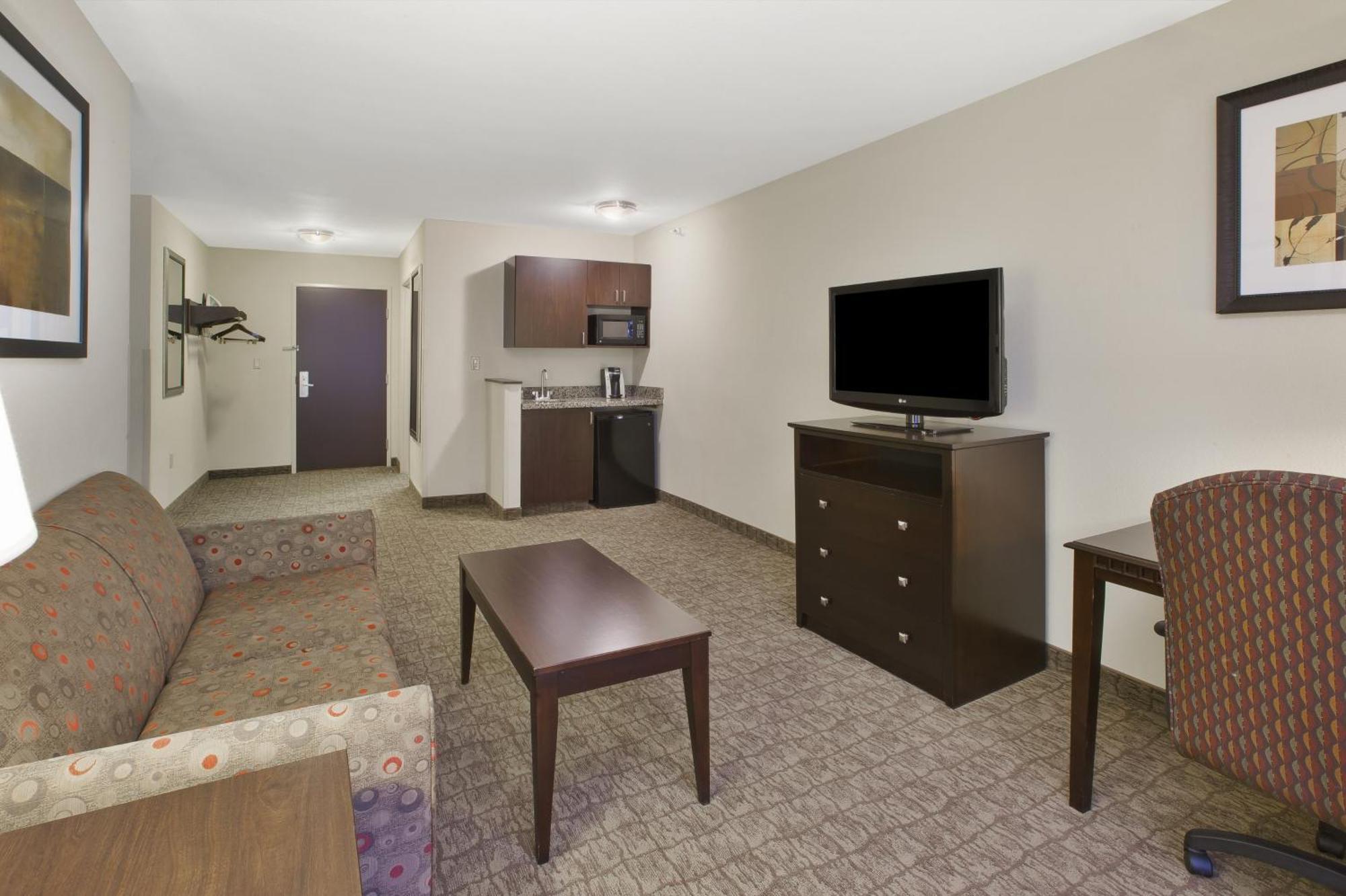 Holiday Inn Express And Suites Wheeling By Ihg Triadelphia Exterior foto