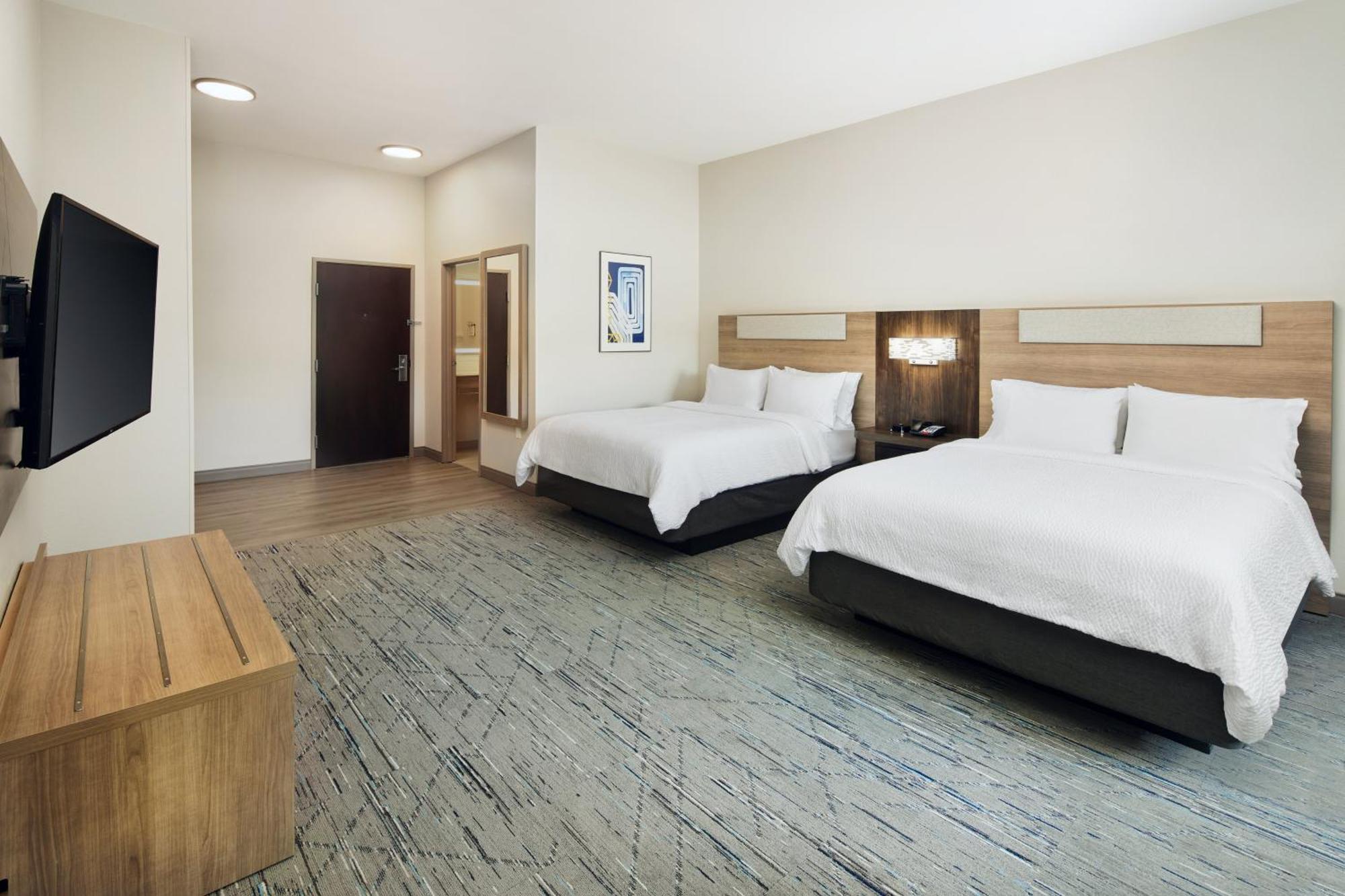 Holiday Inn Express And Suites Wheeling By Ihg Triadelphia Exterior foto